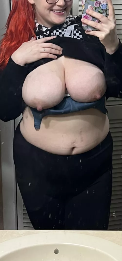 Do you like mommy’s titties? :)