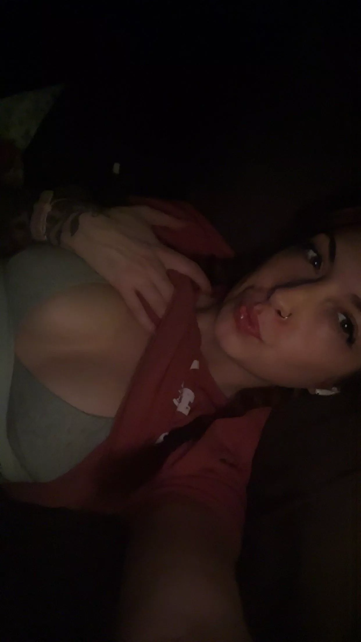 (f)eeling very cuddly tonight 🥰