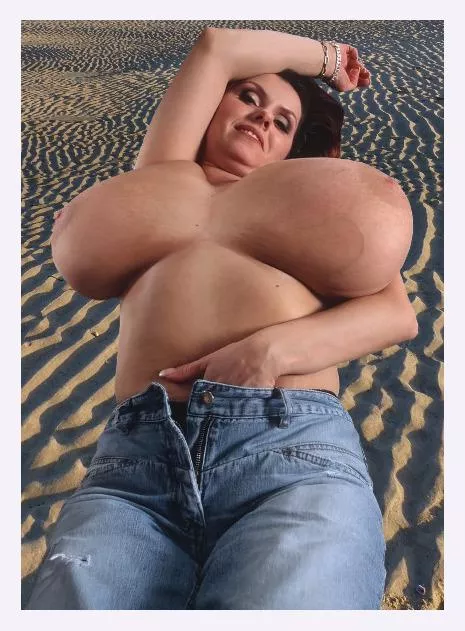 For Milena at the beach , her is one of the only ways to tan the underside of her breasts !