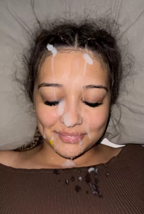 Freshman year of college made me into nightly cum rag for frat guys 😅