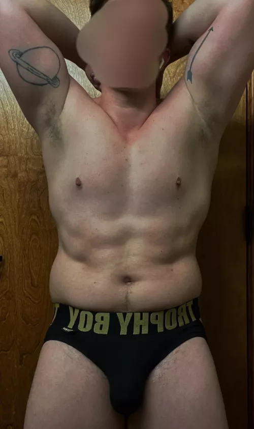 Get a whiff of this post workout musk bro