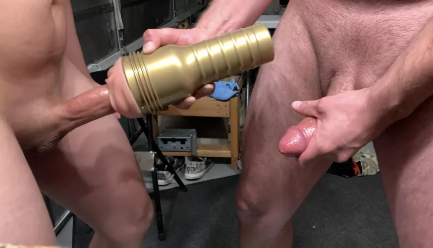 Happy New years! Had to lend a hand & help my Bro out while we took turns on my Fleshlight.