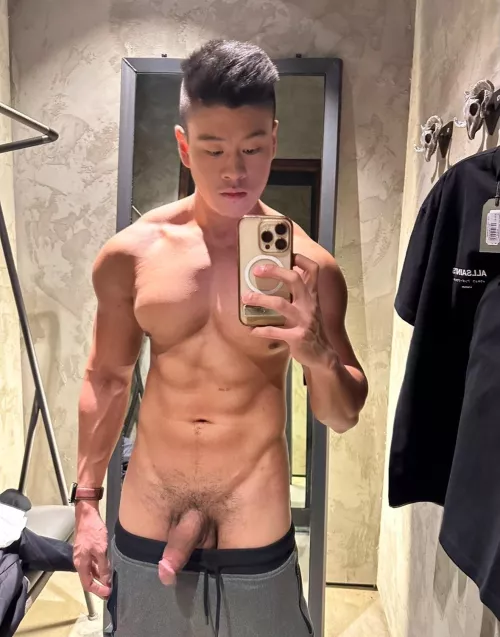 “Hey baby, need some help picking out clothes in the changing room. Come over?” What would you reply?