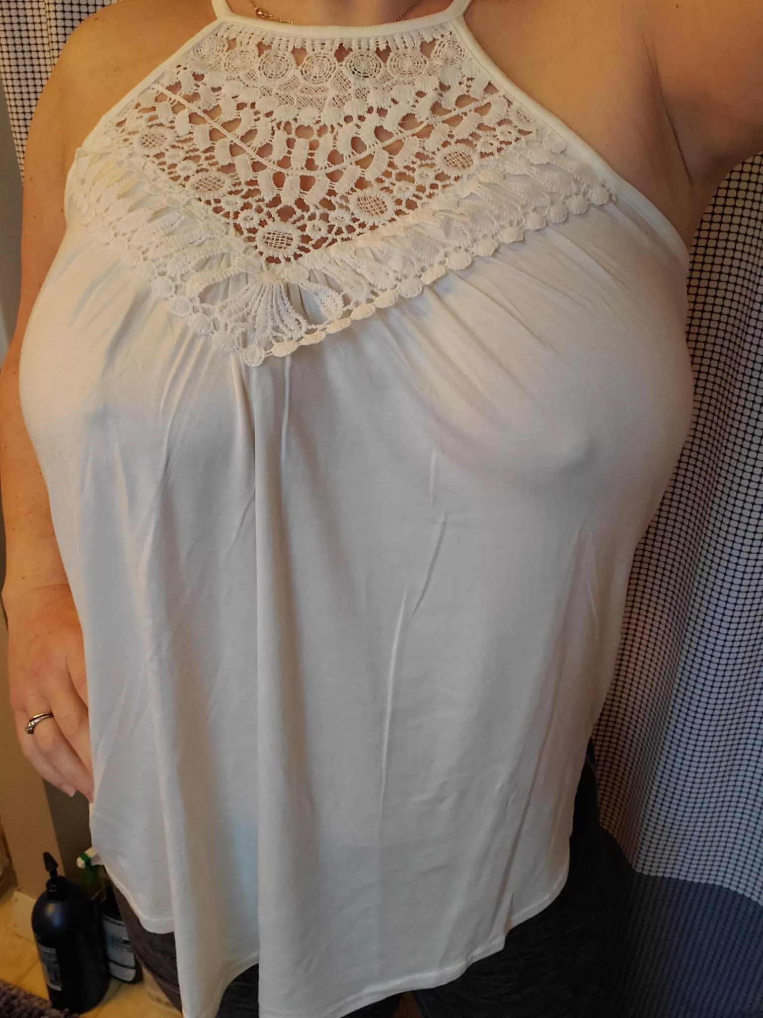 I love this top. Everyone is always so nice when I wear it out. 42F
