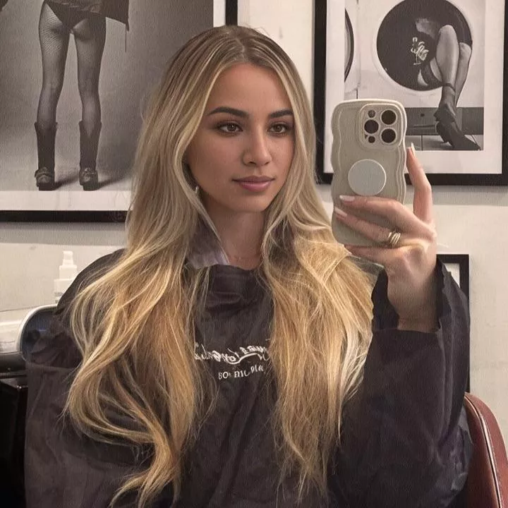 Just a dumb blonde :)