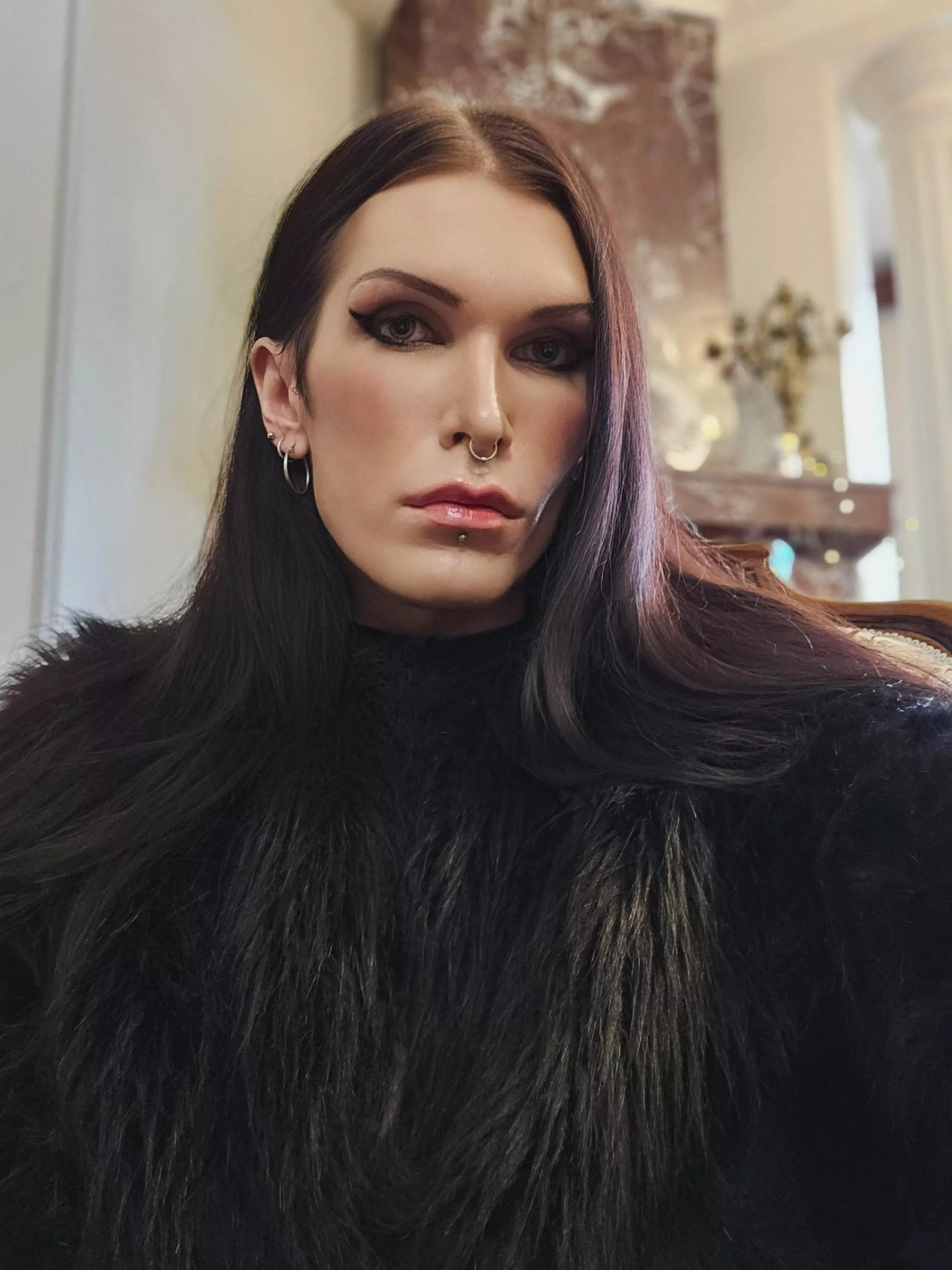 just a selfie because I like my makeup :3