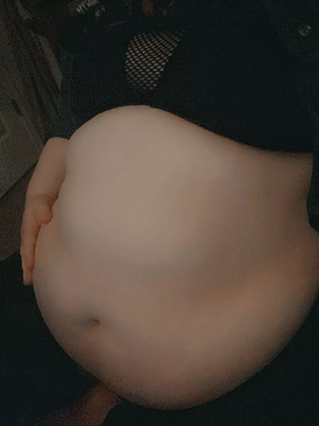 just ate a whole large pizza and a 3 cans of dr pepper