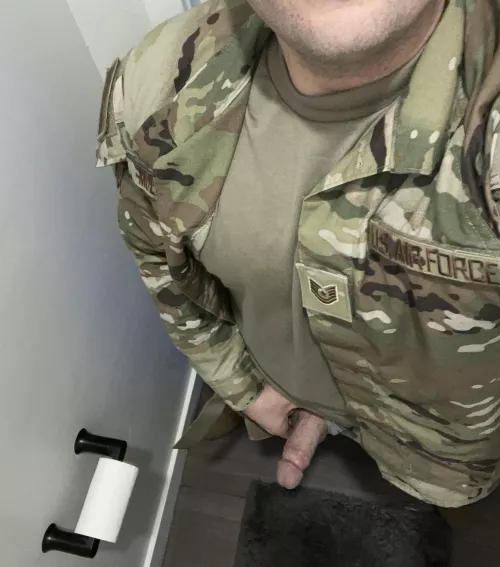 Late post, but fuck, the women on Reddit always get me going… anyone want to keep me company early tomorrow morning at work?