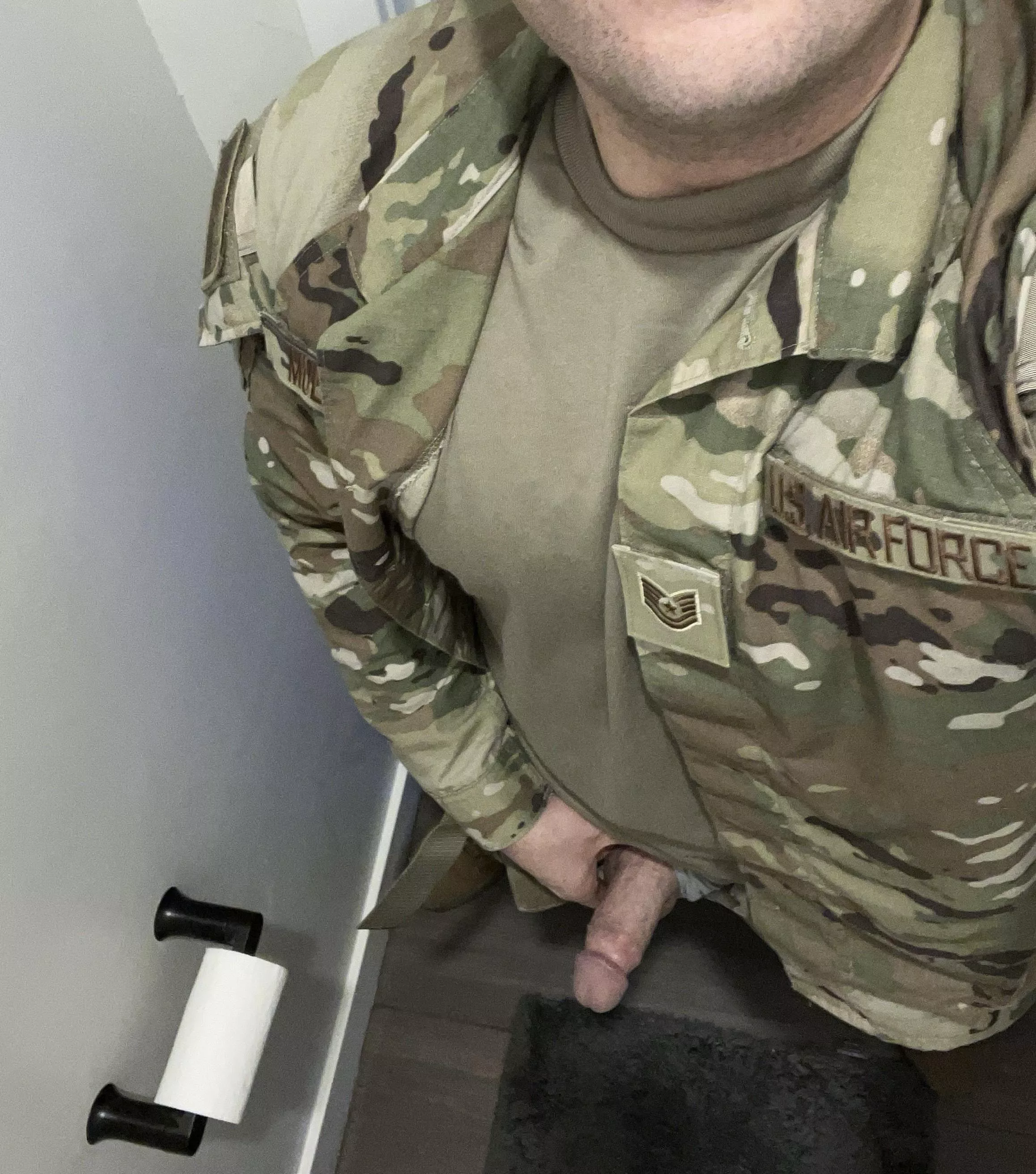 Late post, but fuck, the women on Reddit always get me going… anyone want to keep me company early tomorrow morning at work?