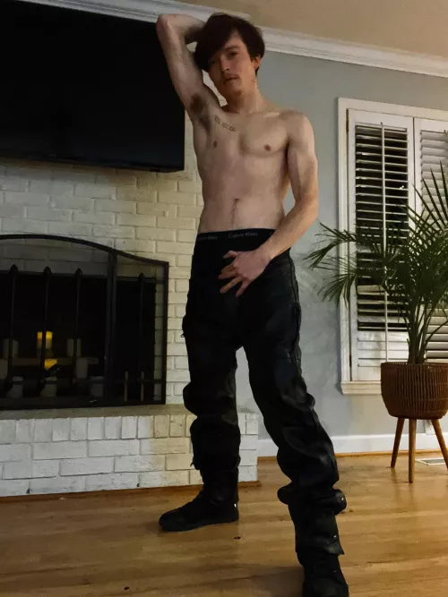 Leather and armpits? I think yes