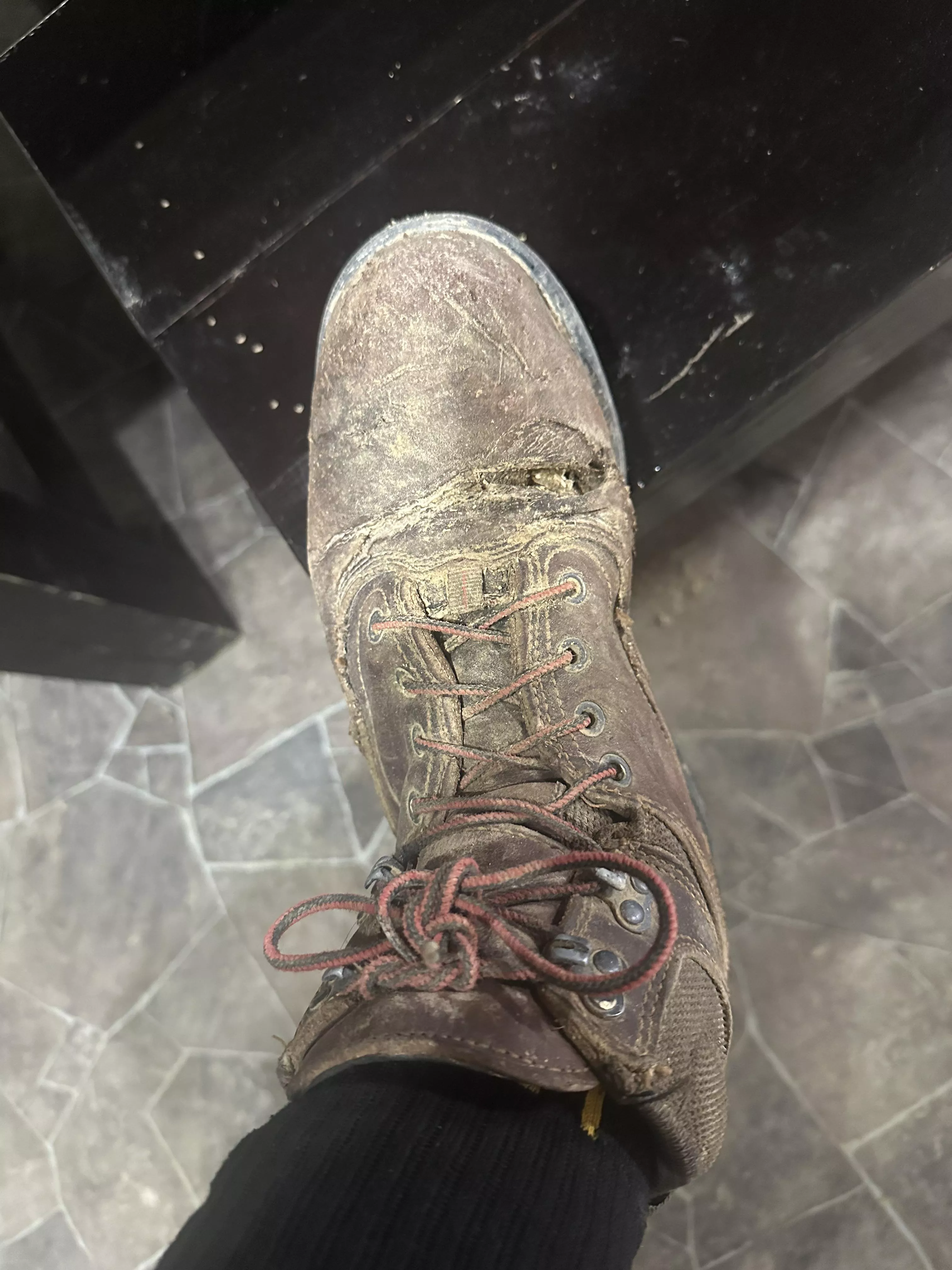 Long lasting WATERPROOF work boots