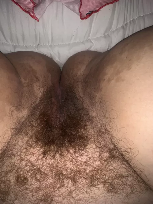 look at that bushhhhh