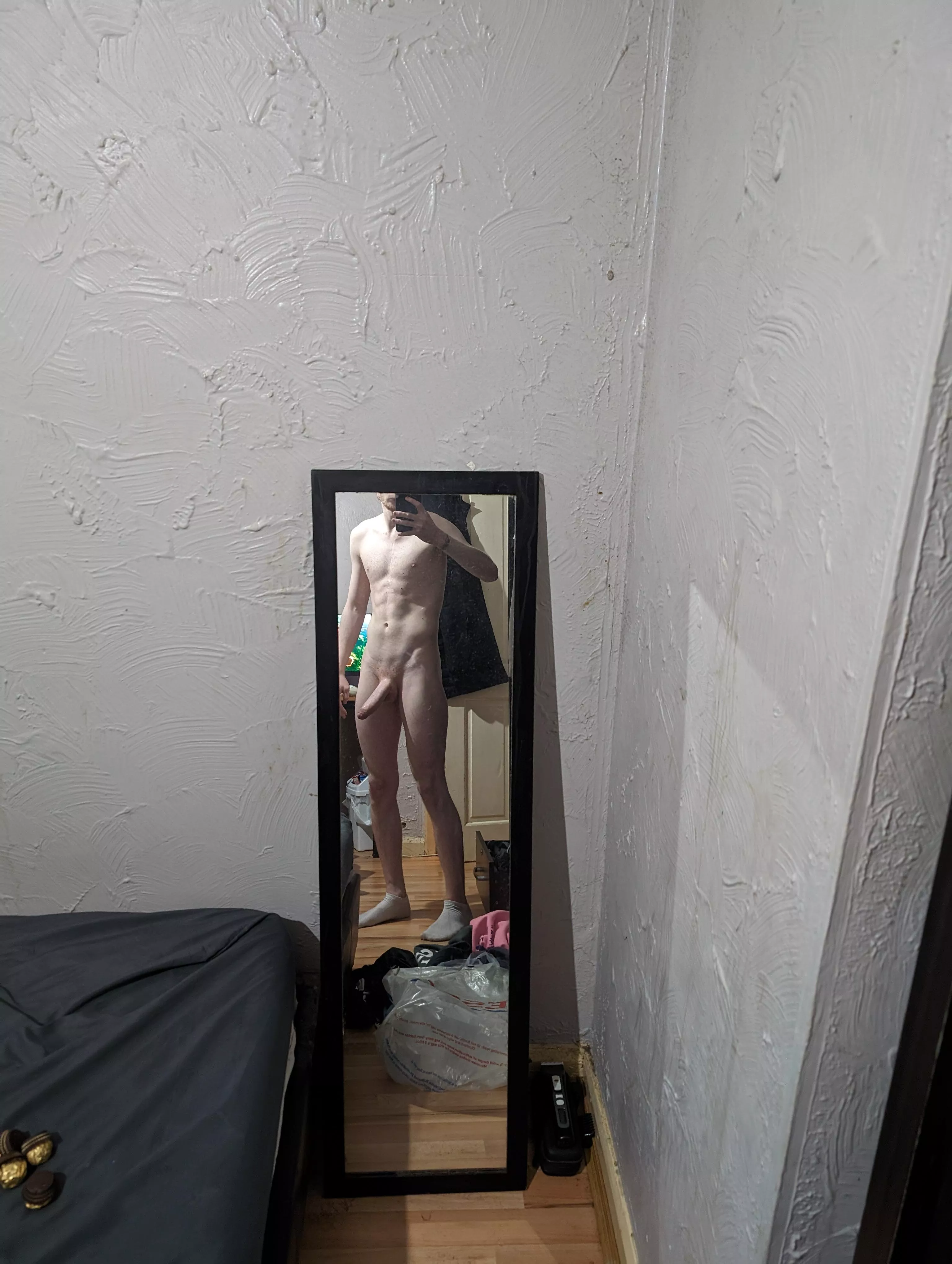 Mirror selfie after work 😜