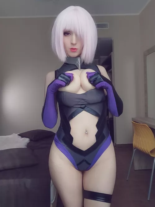 Naughty Mash Kyerilight cosplay by Shiroktsne (me)