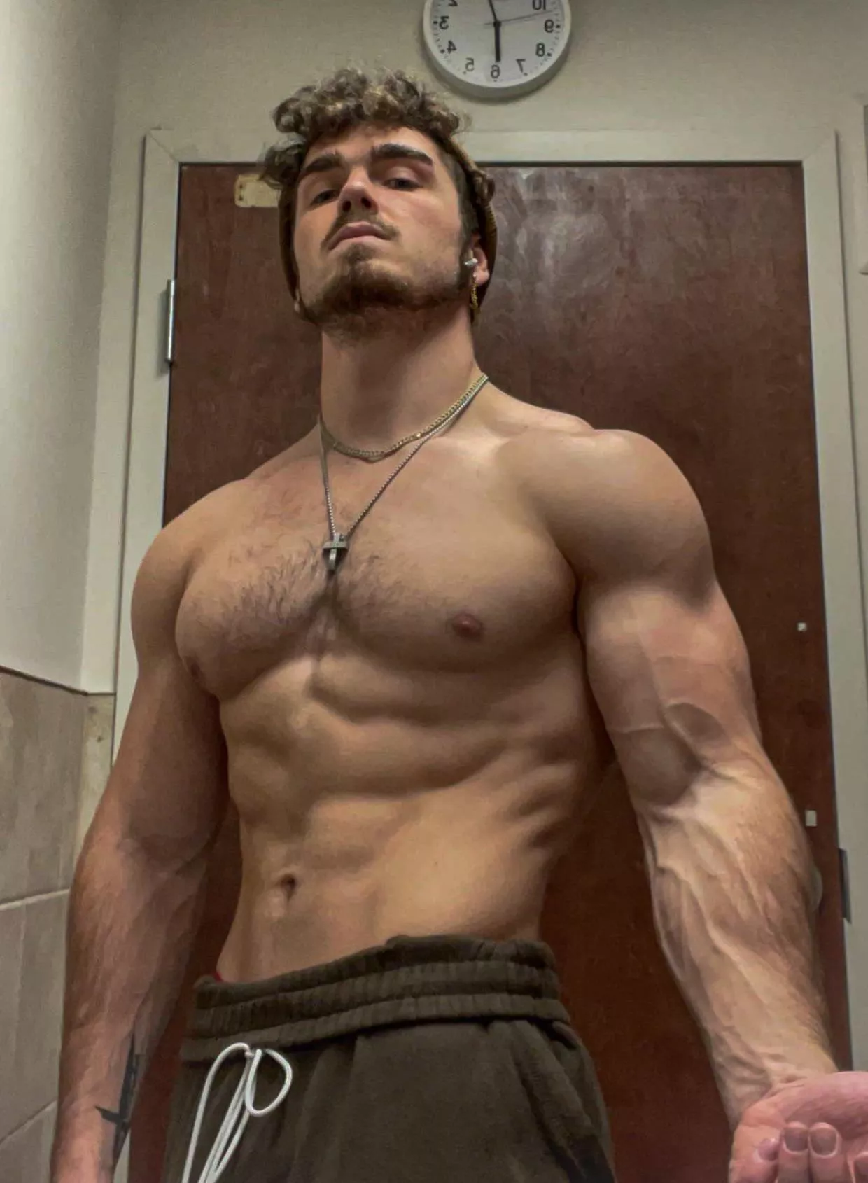 Rough or gentle? Tell me how to please you ⬇️