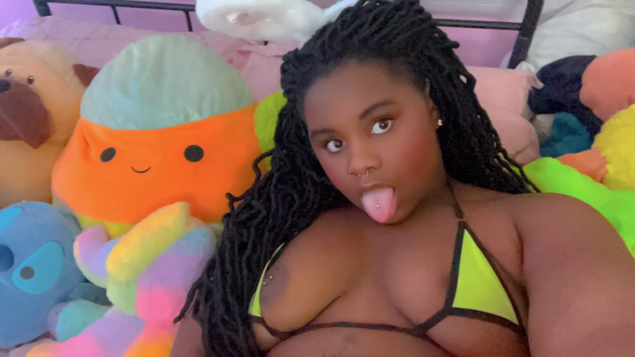 Slutty black slave for white cock