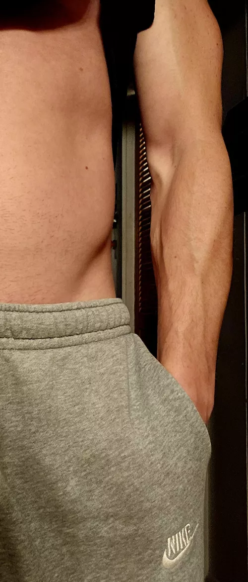 There any ladies in here?