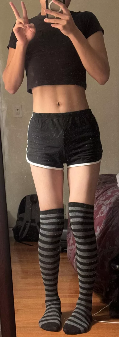 Thought my body looked good here, hope you agree :3