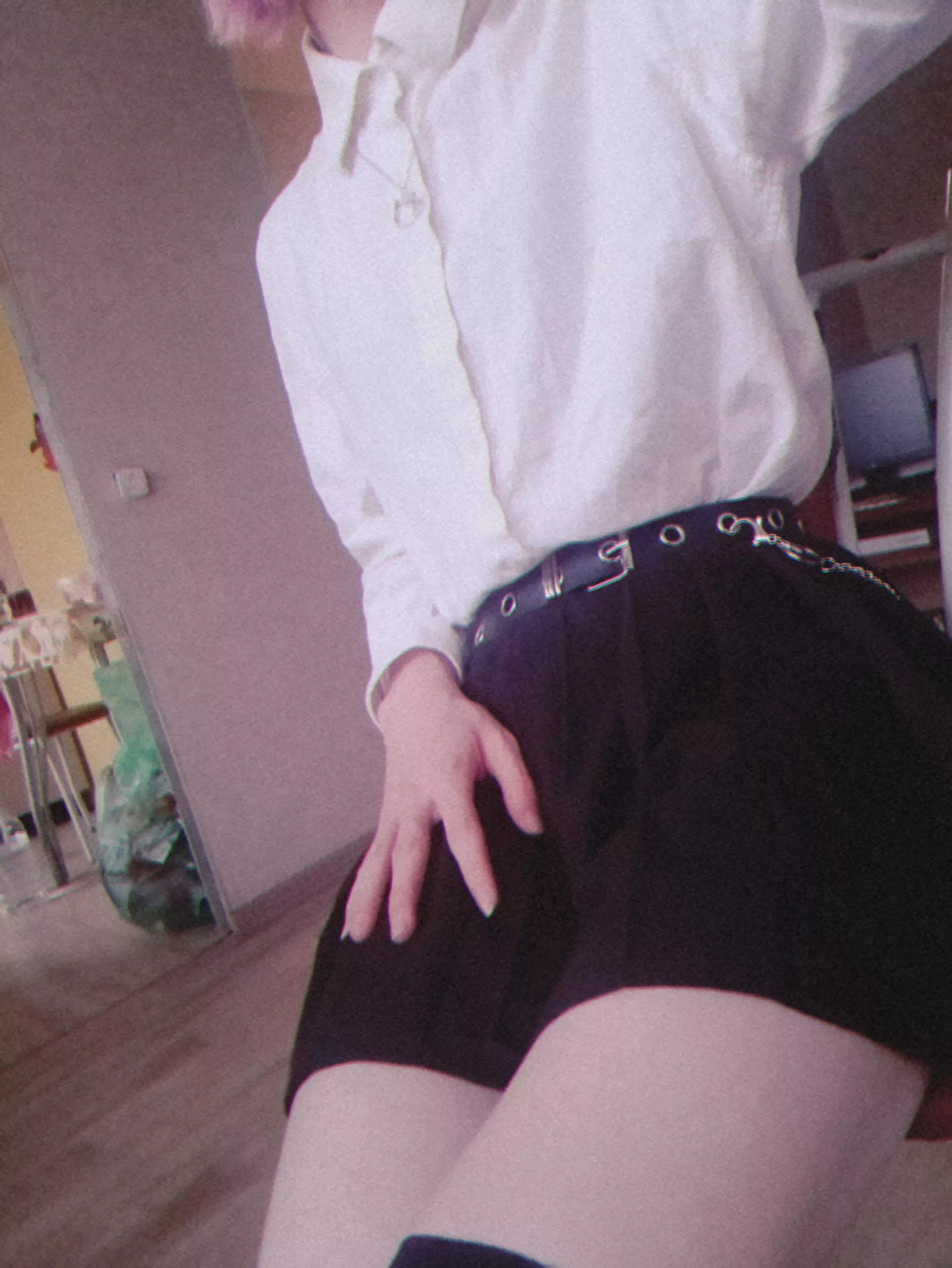 U can sit here, sempai~