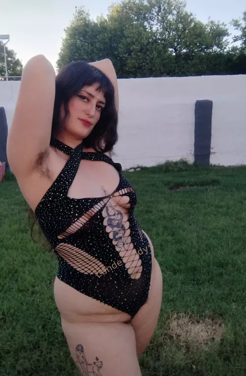 Wanna get lost in my hairy sweaty paradise ?