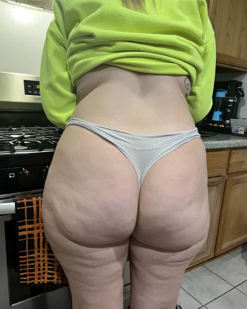 Wife is cooking for me and my buddy’s, what would you eat if you were one of my friends?