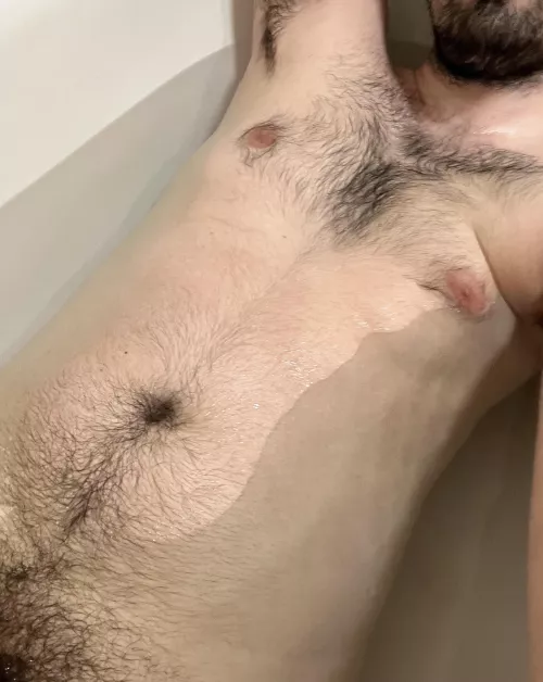 You like a hung, hairy alpha?😈 Dms open 💪🏼