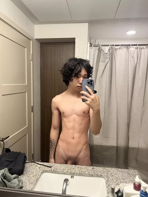 [19] Hug or Kiss me? 😳