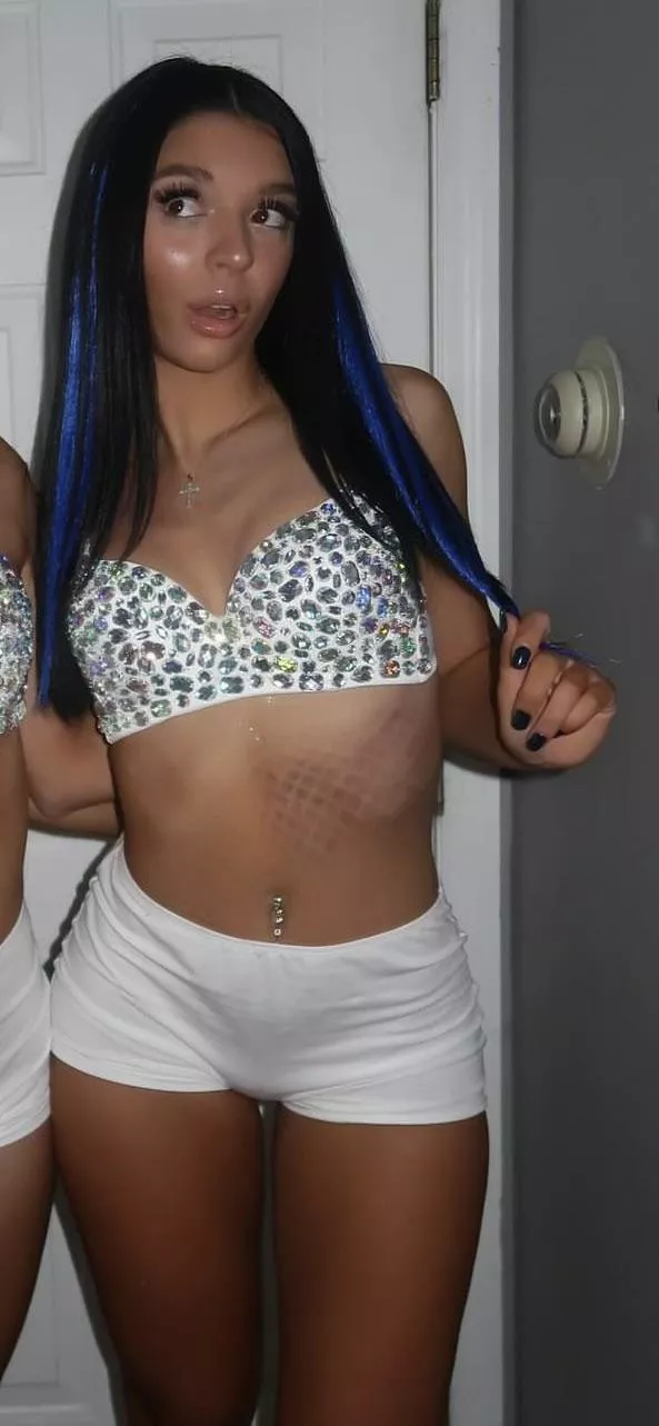 19 need someone to cuck my girl and tell me in detail how you would rail her dm me