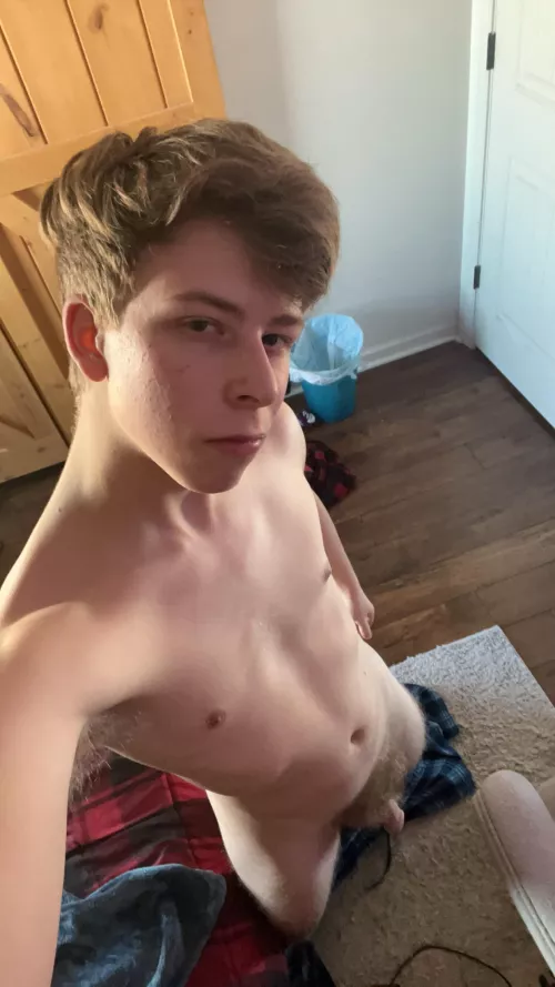 20M Let’s try this one more time lmao. Add me if you wanna be friends with a dumb ass twink. Sc: g_0b3t