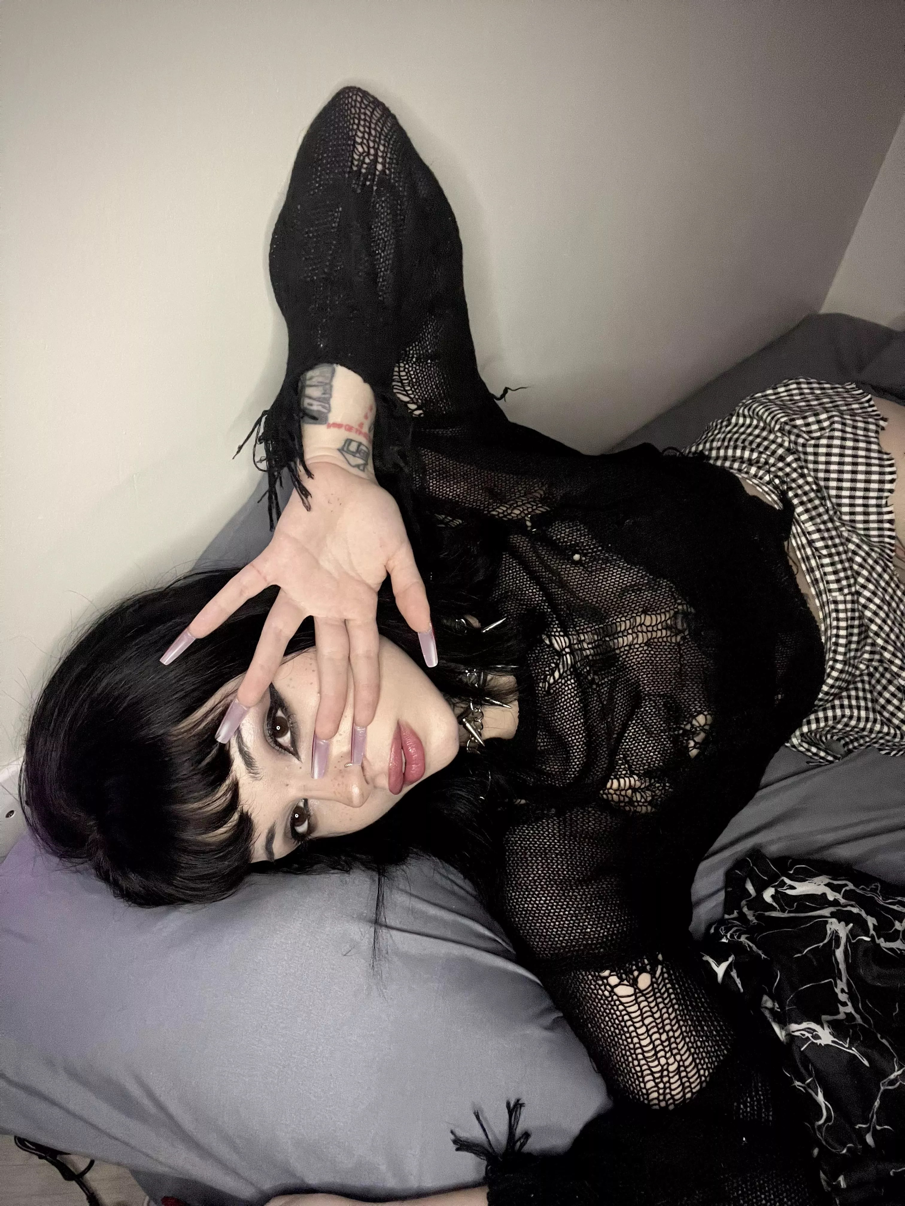 Am I the type of girl you'd play with after school