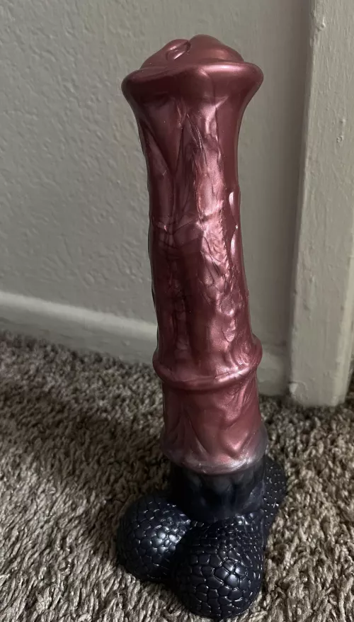 Any body wants to see this Horse dildo in my Ass? Let us know or send us your opinion ?