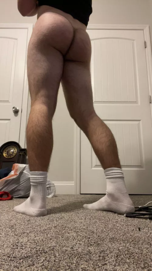 Any daddy’s need a sugar baby? :)