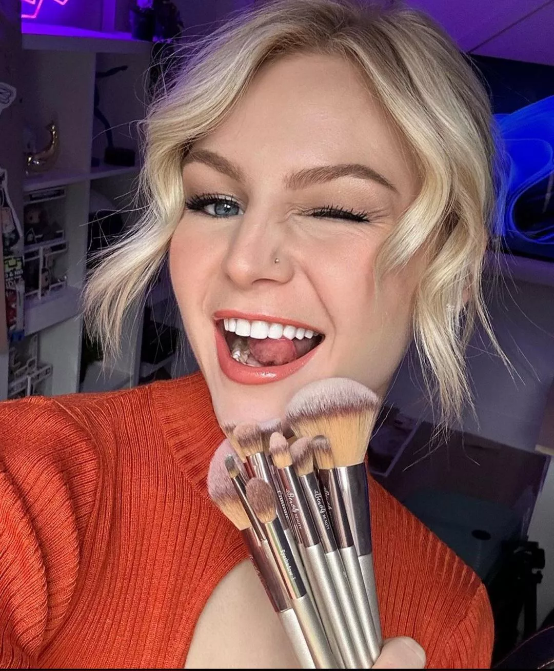 Anyone down to use Kris Collins ?