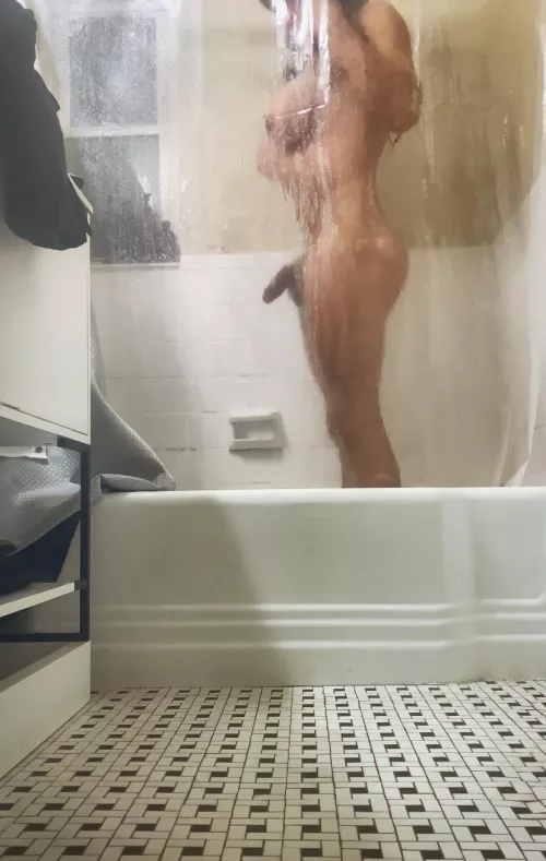 Anyone up for a game of who dropped the 🧼 soap?