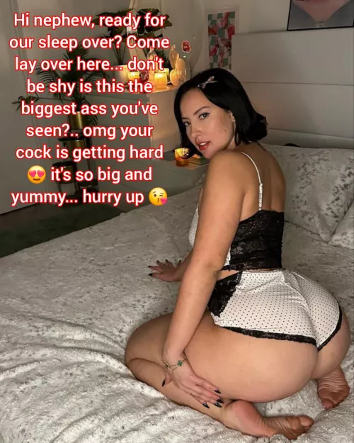 Aunty invited me to a sleep over, kinda weird at first. Then I knew what she really wanted was my meat