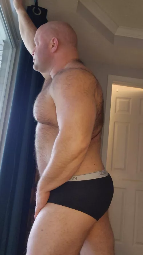 Bit chilly out, I guess I'll stay in!