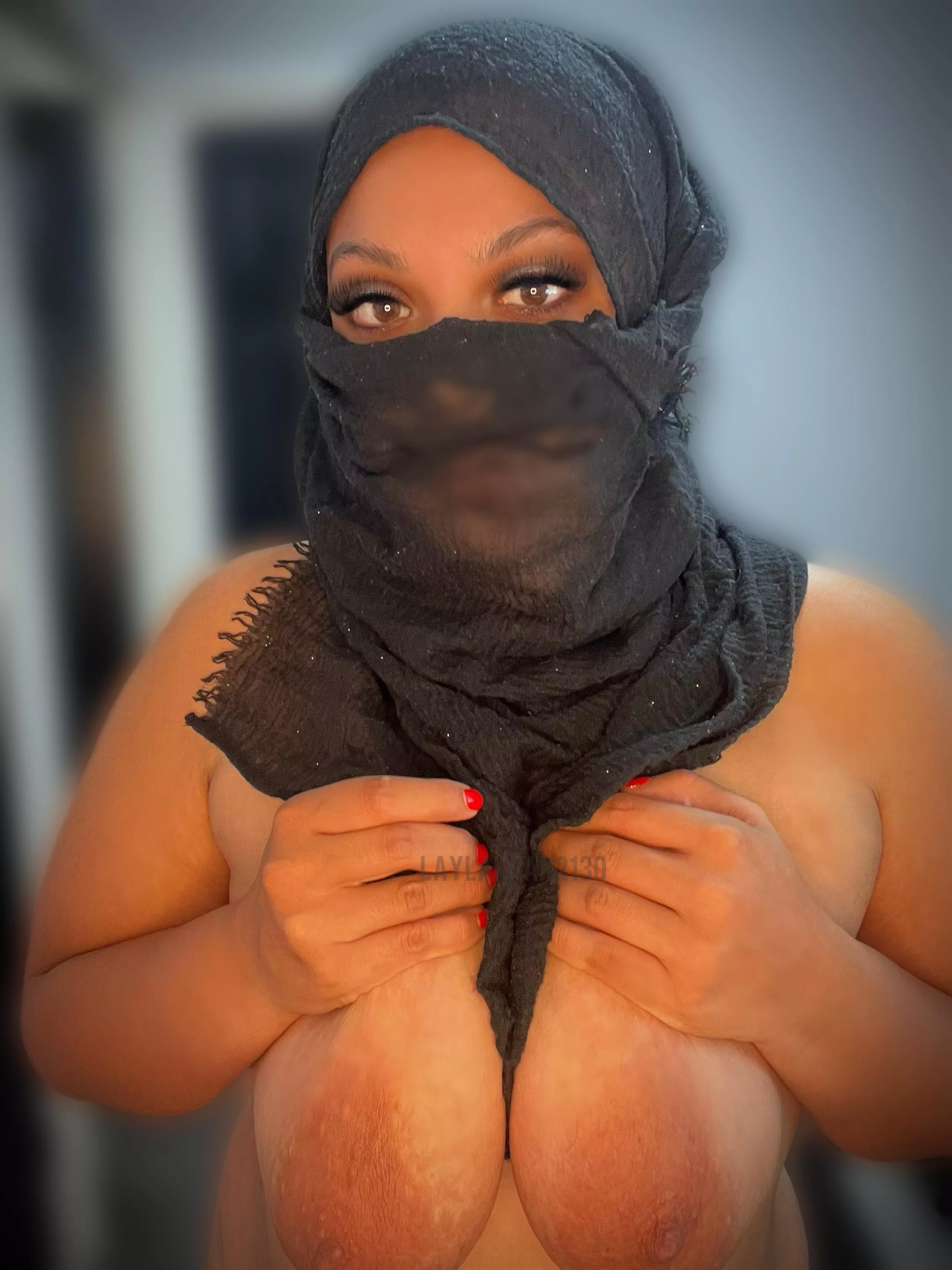 Bless me with your cum and cash