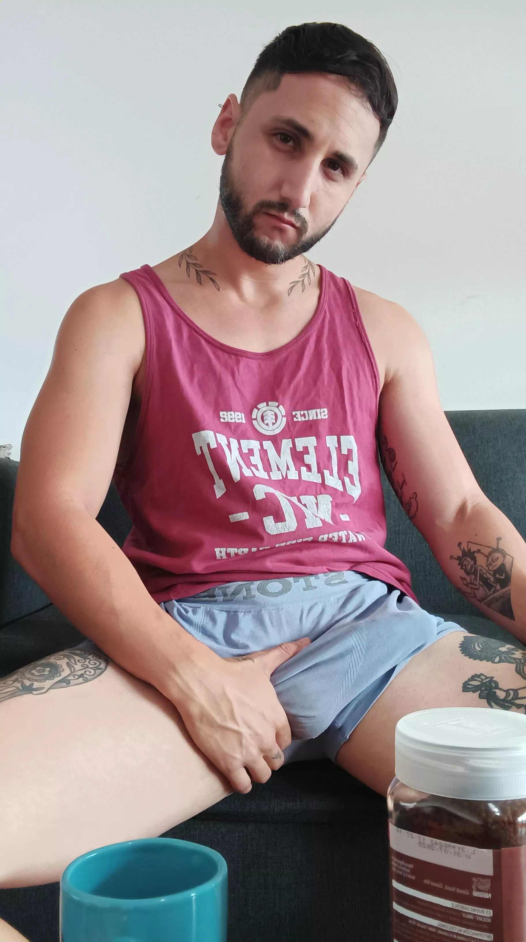 Can I make you a coffee with cream?