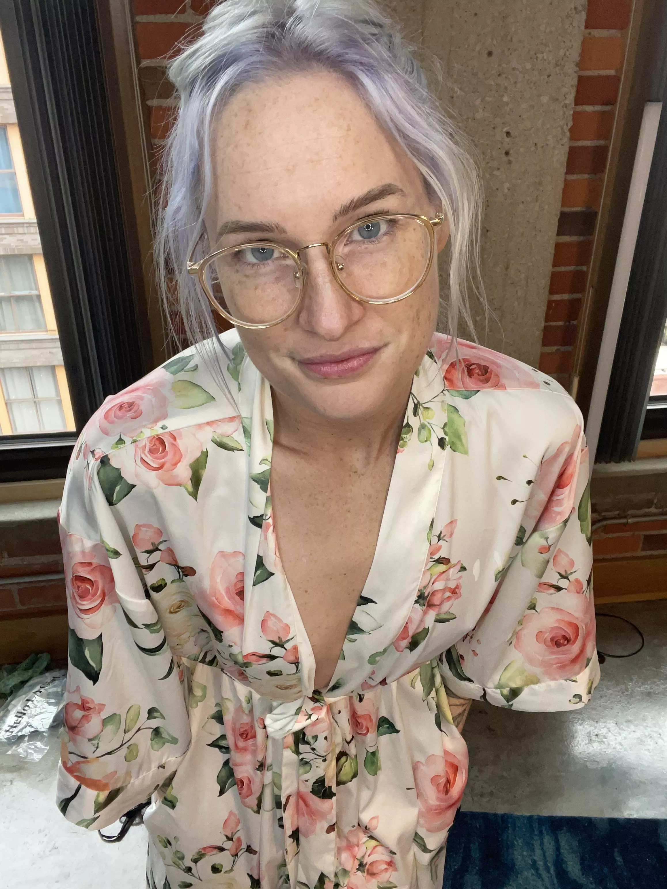 Countless Frecks + Purple/Gray Hair 🤓