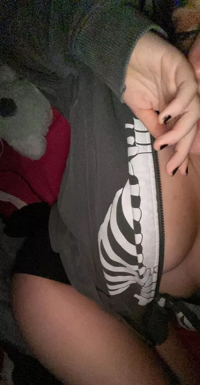 first post since i’m back. hope you still find me attractive