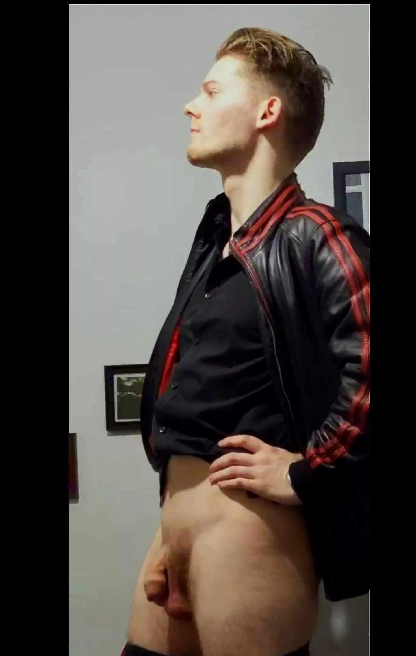 First time ever posting a nude, my mate took this photo of me to share. What'd you think?