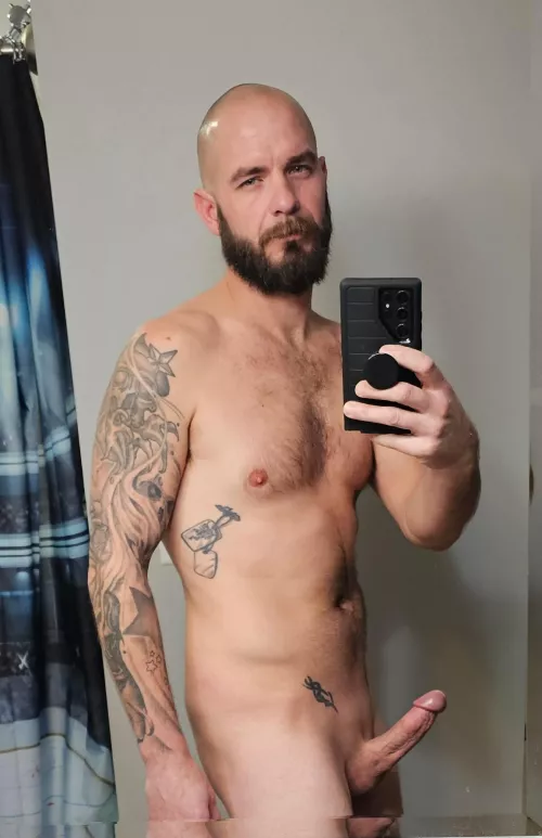 Gonna be cold this weekend, let's keep each other warm with our body heat! 😈