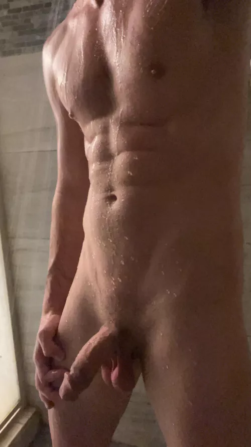 Horny and need some big dick buddies!