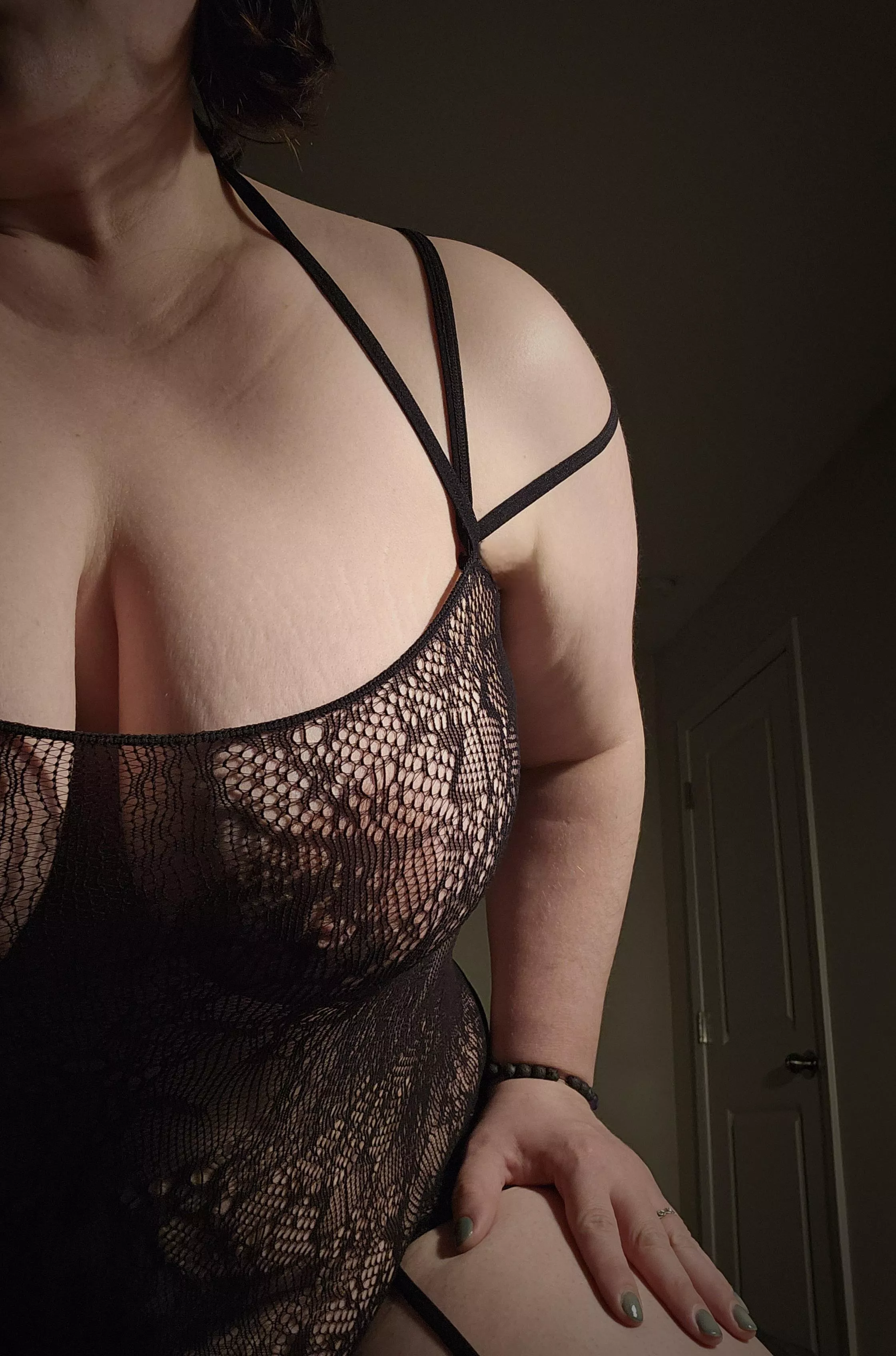 I felt really cute tonight, so we're rolling with it.