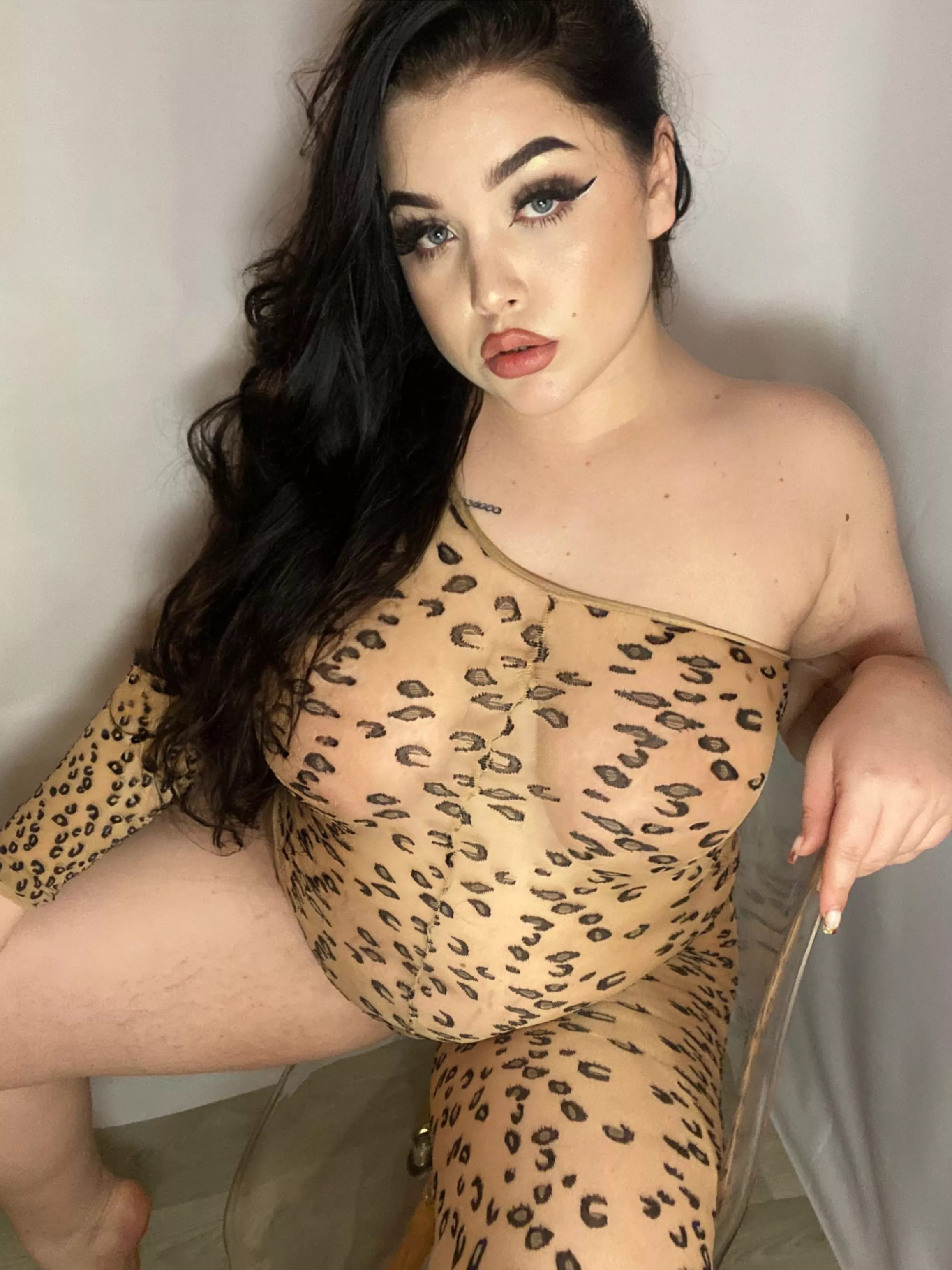 I have church tomorrow but feel so naughty today 🙈💕