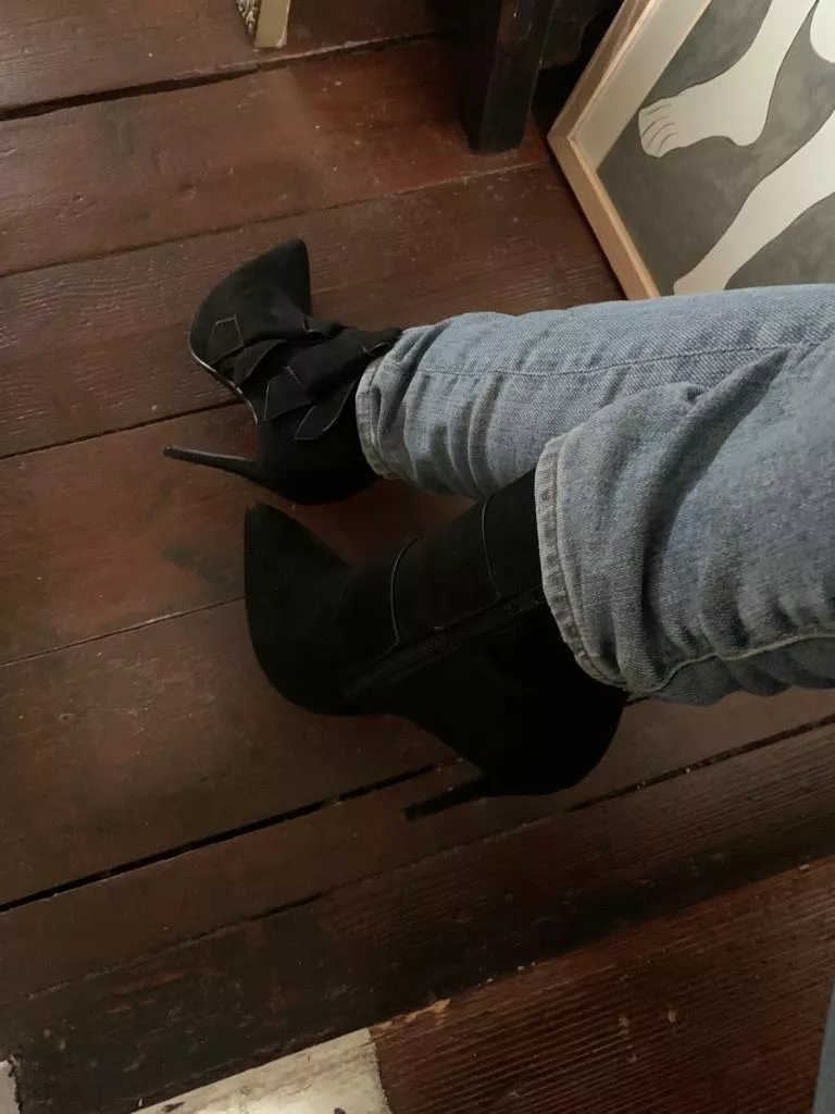 i love my suede black stiletto boots OC