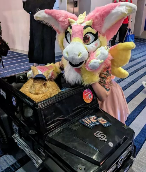 I met this chonker at FC!