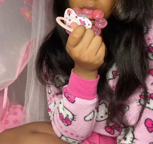 I need an aggressive older white dad to adopt me. Groom me into being what you want pleaseeee