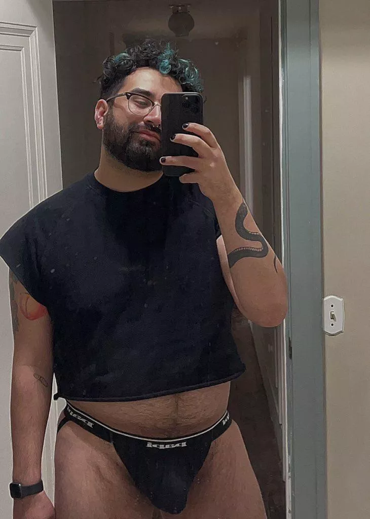 Ignore the dirty mirror 😘