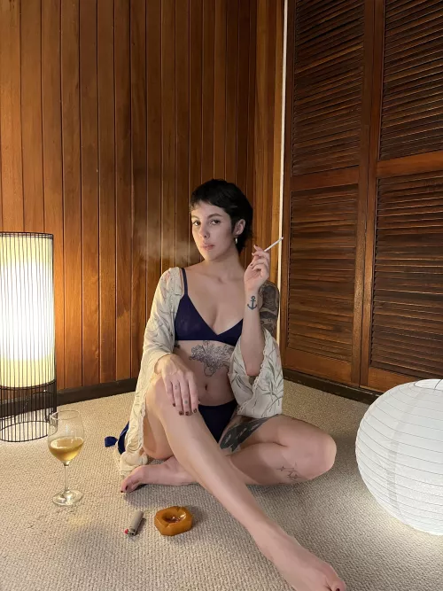 i’m a classyyyy smoker